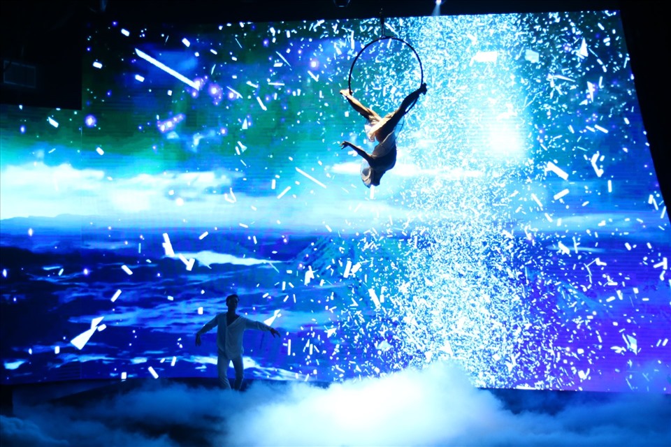 PNEUMA thồi hồn vào những màn trình diễn tại "Thế giới nước"